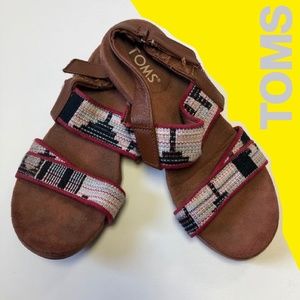 Toms Tierra Sandals Size 6